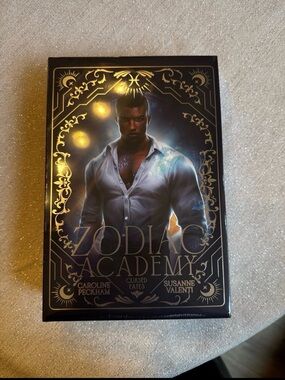 Zodiac Academy 5 Luxe Edition